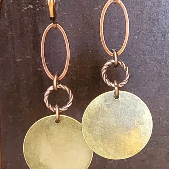 Beautiful ROSE Coin Charm Earrings Copper Brass Lever Back Earwires Two Tone - Picture 4 of 9